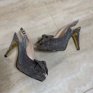 Sacha London Glitter Bow Slingback Heels - Silver / Gold (7.5)